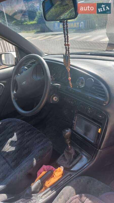 Універсал Ford Mondeo 1996 в Львові