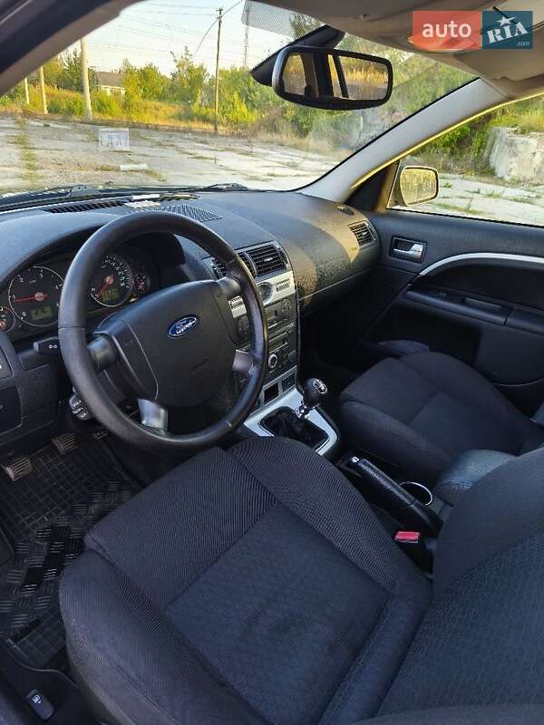 Универсал Ford Mondeo 2005 в Турийске