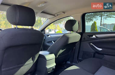Седан Ford Mondeo 2012 в 