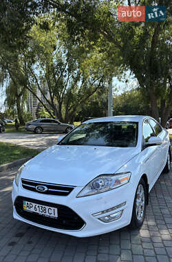 Седан Ford Mondeo 2012 в 