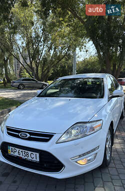 Седан Ford Mondeo 2012 в 