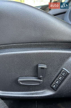 Седан Ford Mondeo 2012 в 