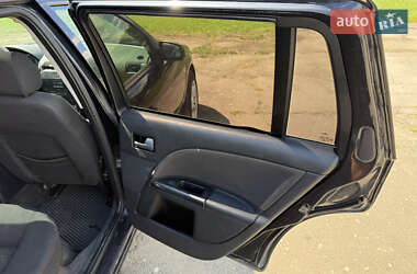 Универсал Ford Mondeo 2004 в 