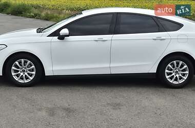 Седан Ford Mondeo 2016 в 