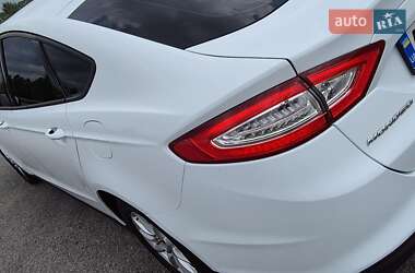 Седан Ford Mondeo 2016 в 