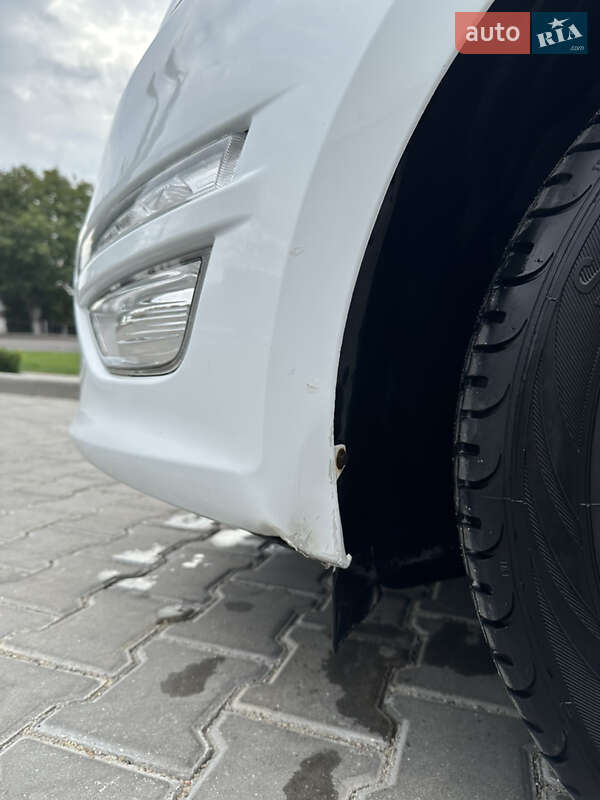 Лифтбек Ford Mondeo 2013 в Николаеве