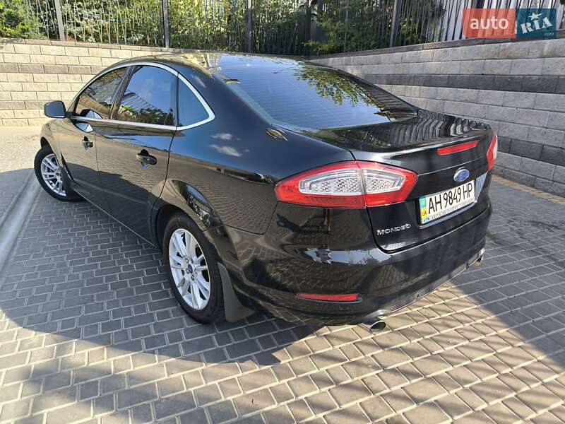 Седан Ford Mondeo 2011 в Одесі