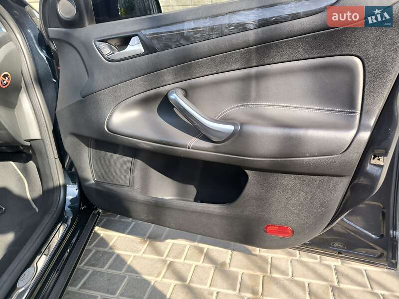 Седан Ford Mondeo 2011 в Одесі