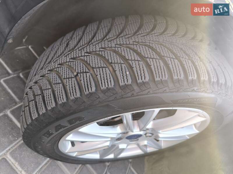 Седан Ford Mondeo 2011 в Одесі