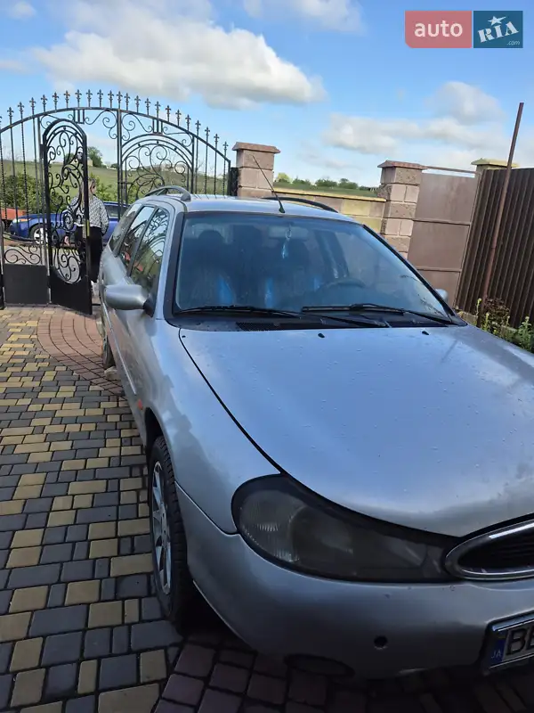 Ford Mondeo