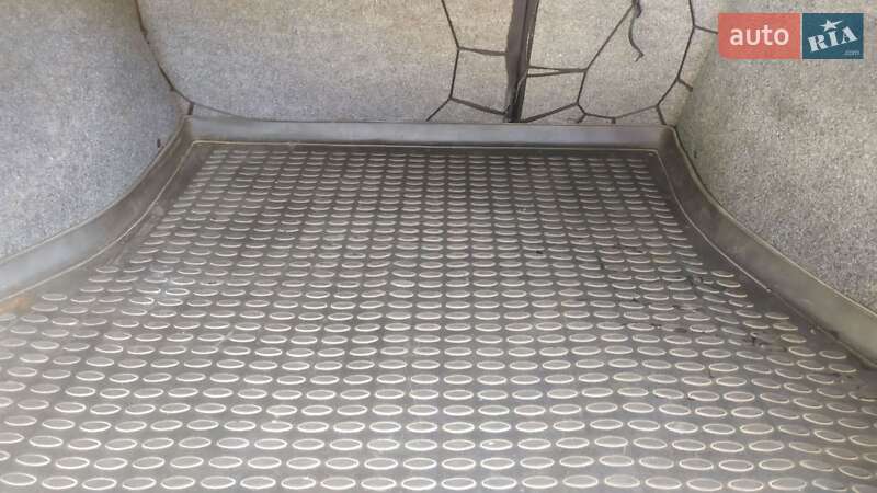 Седан Ford Mondeo 2002 в Чугуеве