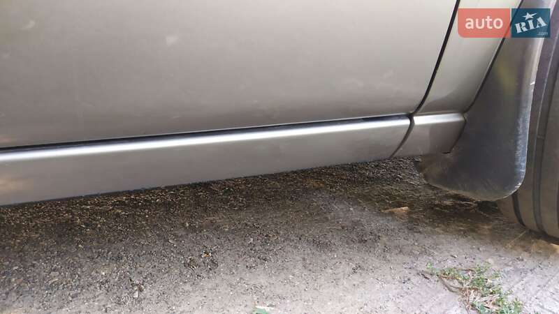 Седан Ford Mondeo 2002 в Чугуеве