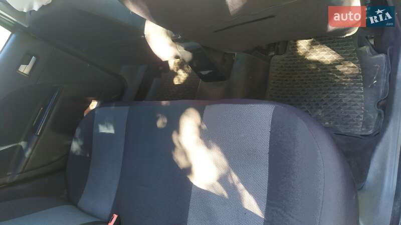 Седан Ford Mondeo 2002 в Чугуеве