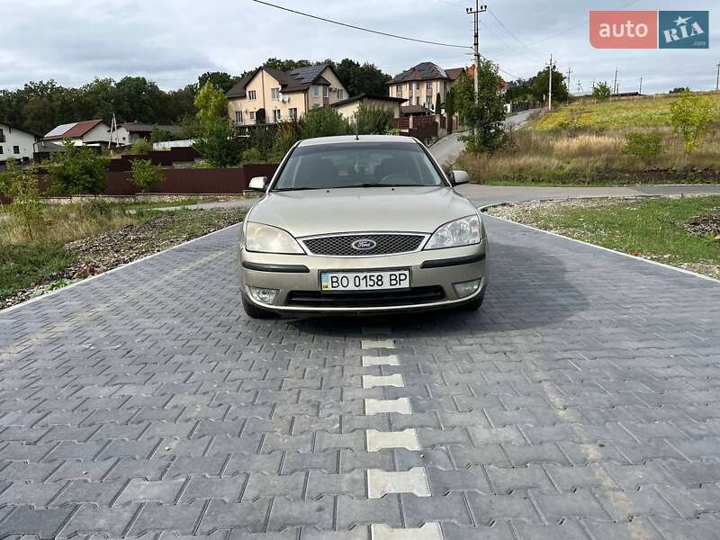 Ліфтбек Ford Mondeo 2004 в Тернополі