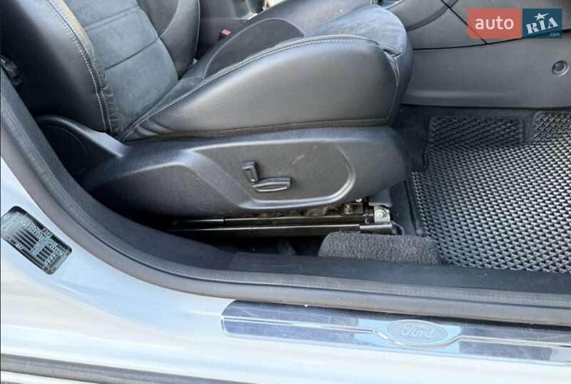Седан Ford Mondeo 2011 в Житомирі