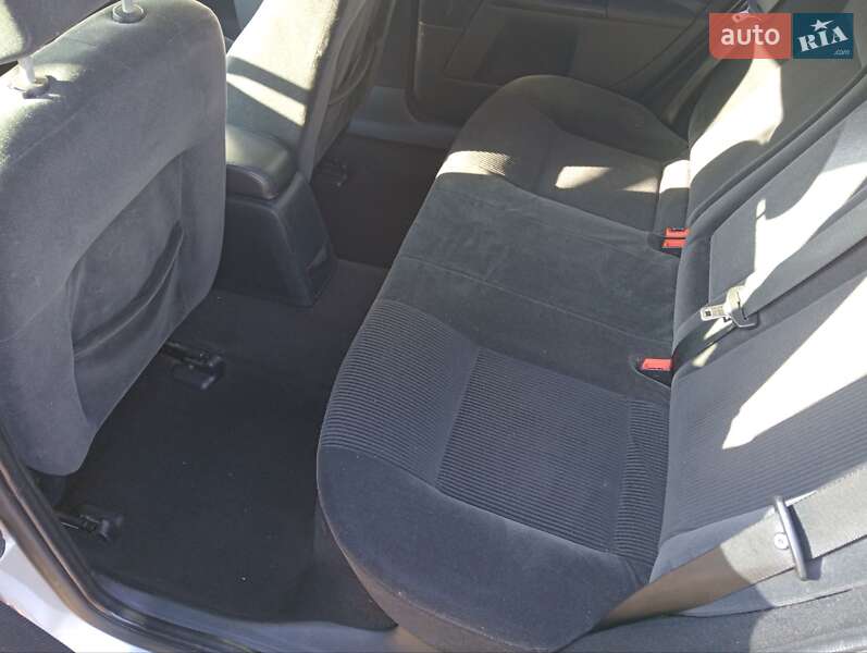 Универсал Ford Mondeo 2004 в Ровно фото 29 Универсал Ford Mondeo 2004 в Ровно