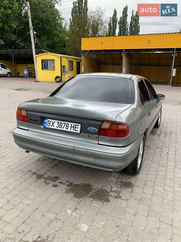 Седан Ford Mondeo 1993 в Хмельницком