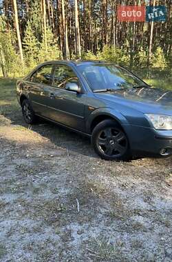 Универсал Ford Mondeo 2002 в Бобровице