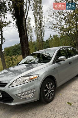 Седан Ford Mondeo 2013 в Житомирі