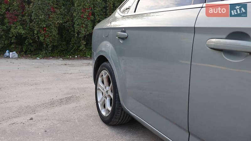 Седан Ford Mondeo 2008 в Львове