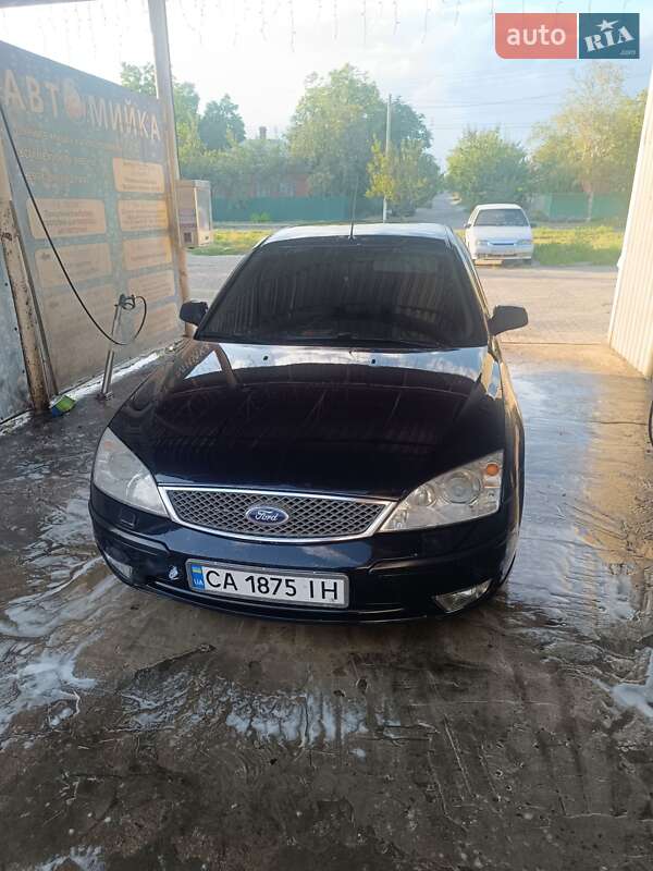Седан Ford Mondeo 2004 в Славянске