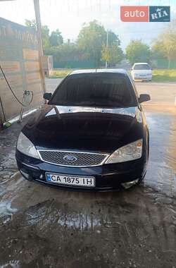 Седан Ford Mondeo 2004 в 