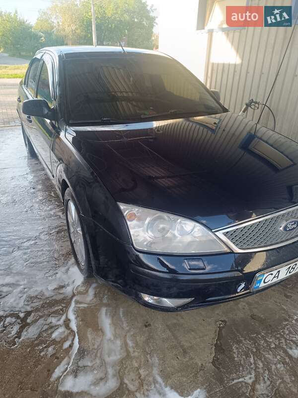 Седан Ford Mondeo 2004 в Славянске