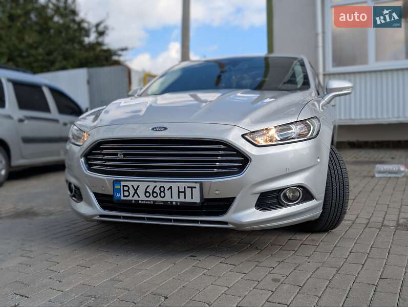 Седан Ford Mondeo 2015 в Хмельницком