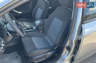 Седан Ford Mondeo 2012 в 