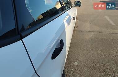 Седан Ford Mondeo 2011 в 