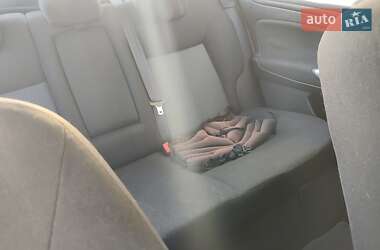 Седан Ford Mondeo 2011 в 