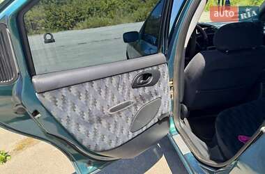 Седан Ford Mondeo 1996 в 