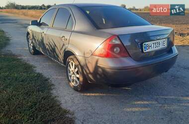 Седан Ford Mondeo 2004 в 