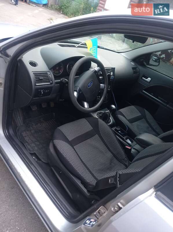 Універсал Ford Mondeo 2001 в Києві