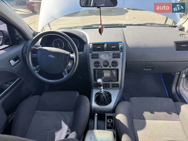 Универсал Ford Mondeo 2003 в Днепре