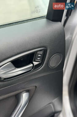 Лифтбек Ford Mondeo 2009 в 