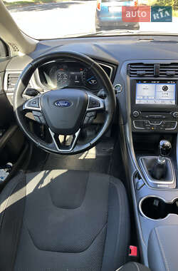 Лифтбек Ford Mondeo 2018 в 