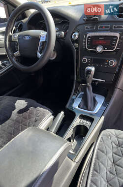 Седан Ford Mondeo 2011 в 