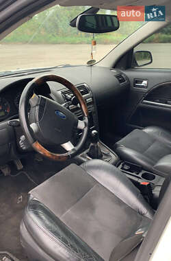 Универсал Ford Mondeo 2004 в 