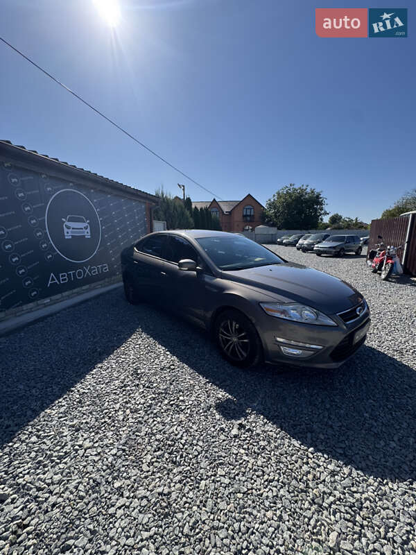 Седан Ford Mondeo 2013 в Дергачах