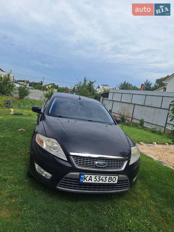 Седан Ford Mondeo 2010 в Києві