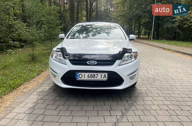 Лифтбек Ford Mondeo 2013 в 