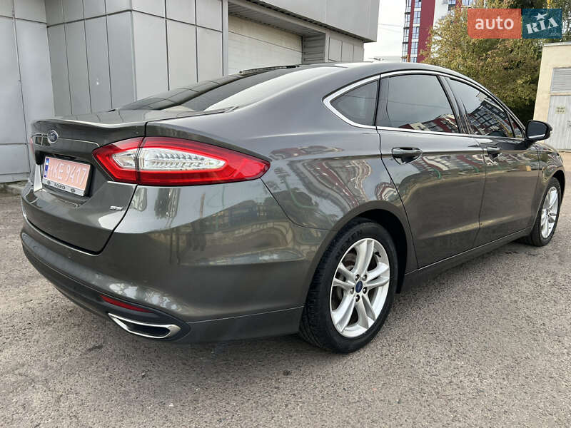 Седан Ford Mondeo 2016 в Луцке