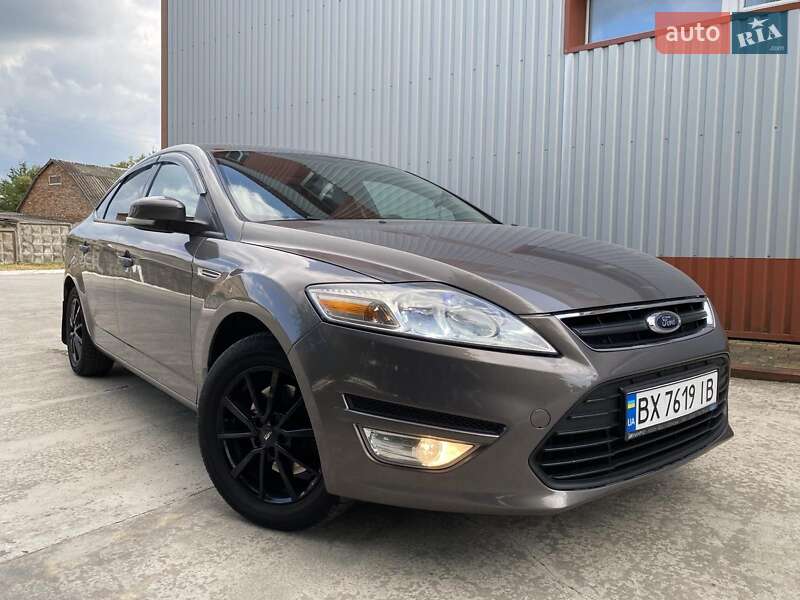 Седан Ford Mondeo 2011 в Хмельницком