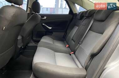 Седан Ford Mondeo 2007 в 