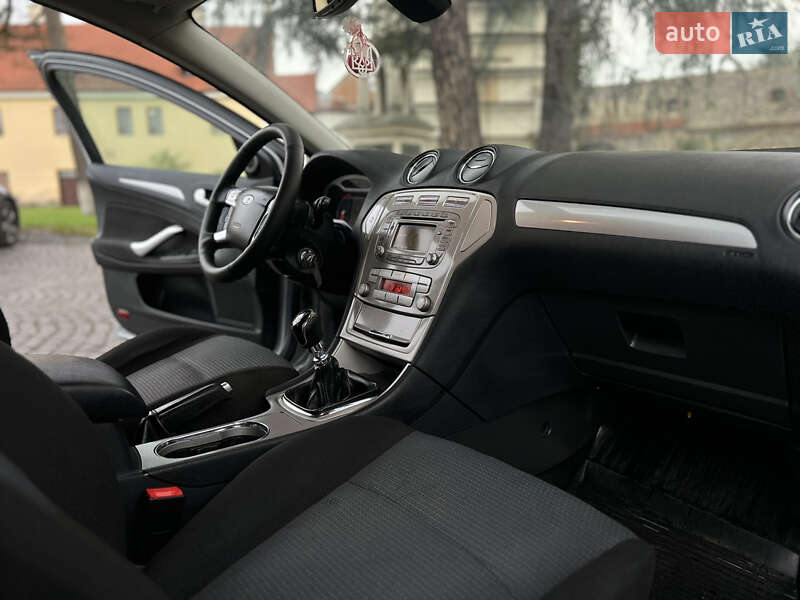 Универсал Ford Mondeo 2008 в Жовкве