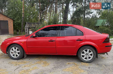 Лифтбек Ford Mondeo 2002 в 
