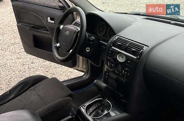 Седан Ford Mondeo 2002 в 