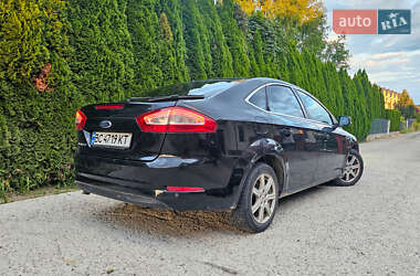 Лифтбек Ford Mondeo 2012 в 