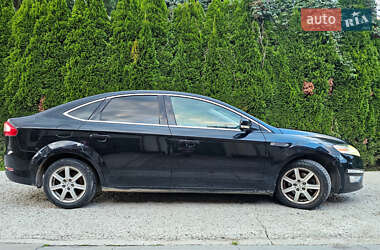 Лифтбек Ford Mondeo 2012 в 